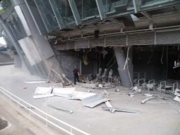 Донецк, 23 августа: новые жертвы и разрушения, каратели бьют по электростанциям, под обстрел попала Донбасс-Арена (видео, фото 18+) | Русская весна