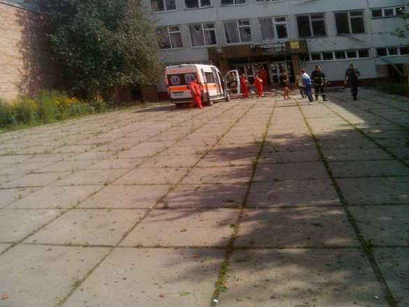 Луганск: танковая атака отбита, идут бои на окраинах, артиллерия врага бьет по городу  (фото/видео) | Русская весна