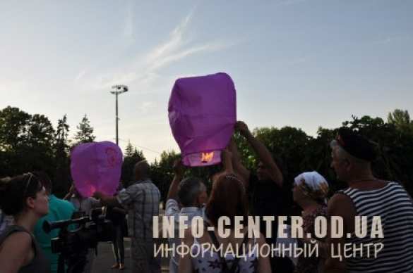 В Одессе почтили память жертв пожара в Доме профсоюзов 2 мая (фото/виде) | Русская весна