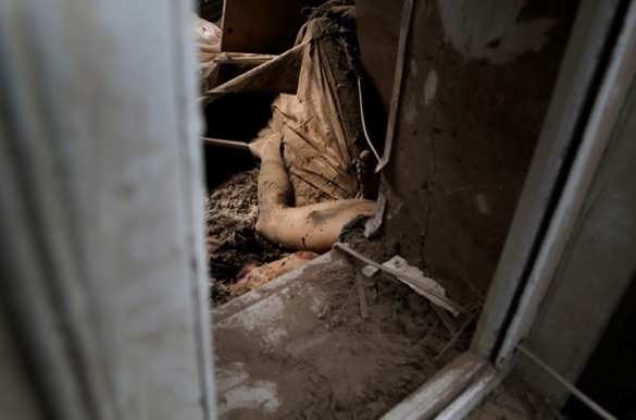 Донецк, 23 августа: новые жертвы и разрушения, каратели бьют по электростанциям, под обстрел попала Донбасс-Арена (видео, фото 18+) | Русская весна