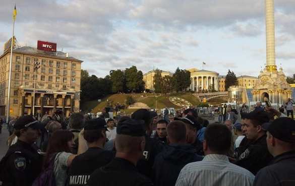 В Киеве разогнали митинг против парада 24 августа (фото, видео) | Русская весна