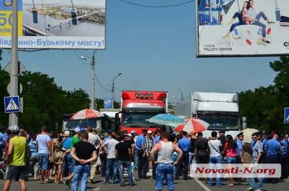 Матери десантников в Николаеве начали говорить, что поддержат своих сыновей, если те уйдут в Россию. В Белой Церкви митингуют военные (фото, видео) | Русская весна