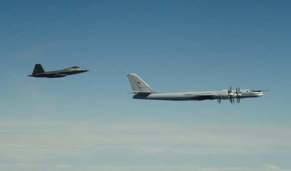 Россия отработала ядерный удар по США: встреча русских «Медведей» и американских «Рапторов» (ФОТО, ВИДЕО) | Русская весна