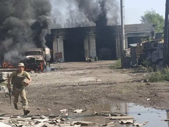 Огонь и паника: опубликованы кадры жёсткой «ответки» армии ДНР украинским оккупантам (+ФОТО) | Русская весна