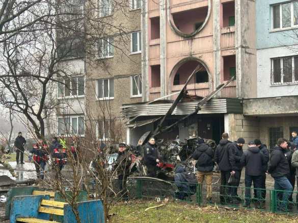 В СБУ назвали три версии крушения вертолёта в Броварах (ФОТО) | Русская весна