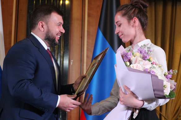 «Мы неотделимы от России», — глава ДНР (ФОТО, ВИДЕО) | Русская весна