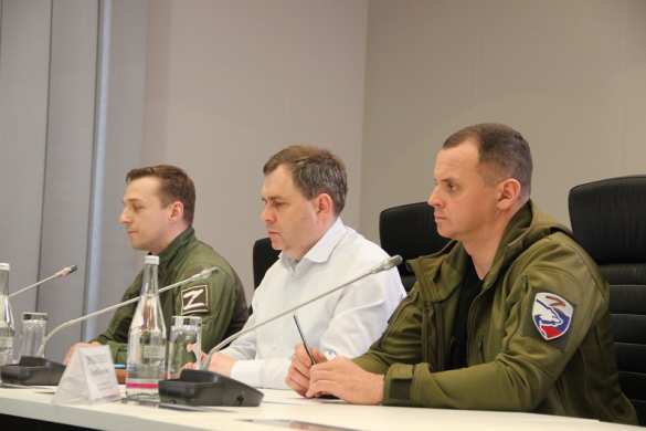 Глава ДНР встретился с делегацией из Кабардино-Балкарской республики (ФОТО, ВИДЕО) | Русская весна