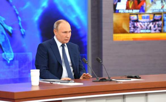 Я пил не чай: Путин рассказал, что у него в белом стакане (ФОТО) | Русская весна