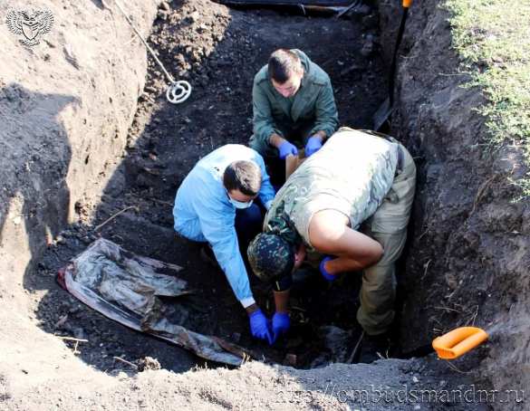 Страшные отголоски кровавой бойни: в ДНР извлекли останки десятков неизвестных жертв войны (+ФОТО) | Русская весна