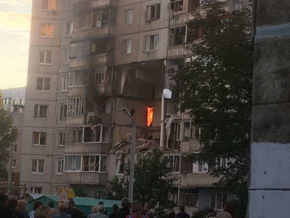 МОЛНИЯ: Мощный взрыв в Ярославле, частично обрушилась многоэтажка (+ФОТО, ВИДЕО) | Русская весна