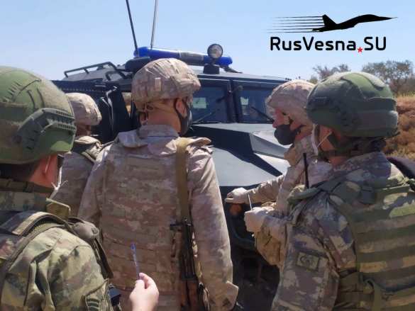 Удар по российским военным в Сирии: БТР спасает бойцов — репортаж РВ (ФОТО) | Русская весна