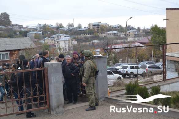 Армия России стремительно ворвалась в зону боёв и остановила бойню: что на самом деле происходит в НКР? (ФОТО) | Русская весна