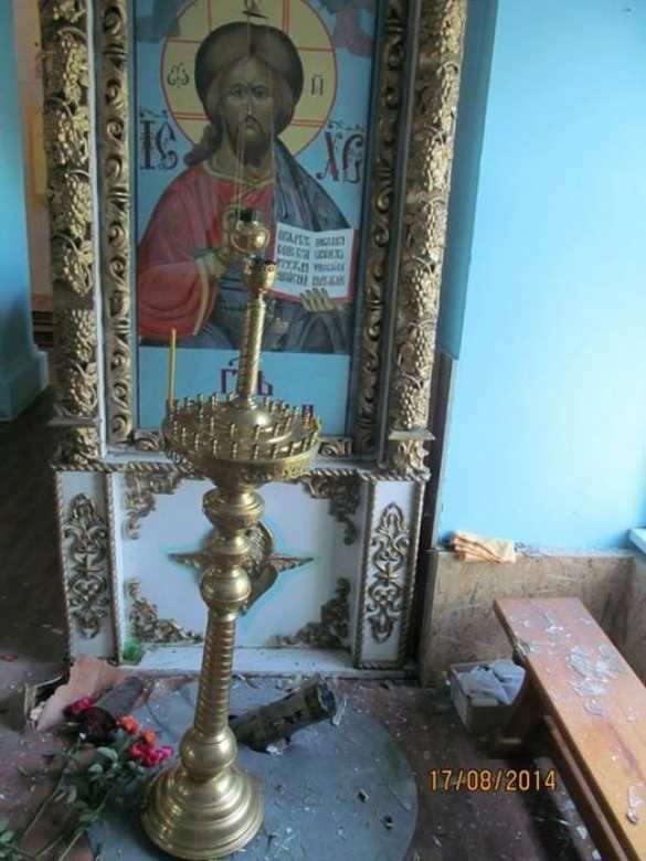 Моспино в огне: снаряды карателей не щадят ни дома, ни храмы, ни школы, ни больницы (видео, фото) | Русская весна