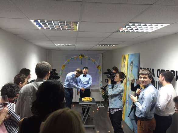 В Киеве состоялась первая на Украине свадьба однополых извращенцев (ФОТО) | Русская весна