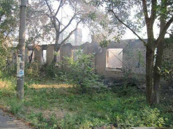 Харцызск, ДНР, 18 августа, последствия обстрелов карателей (фото, видео) | Русская весна