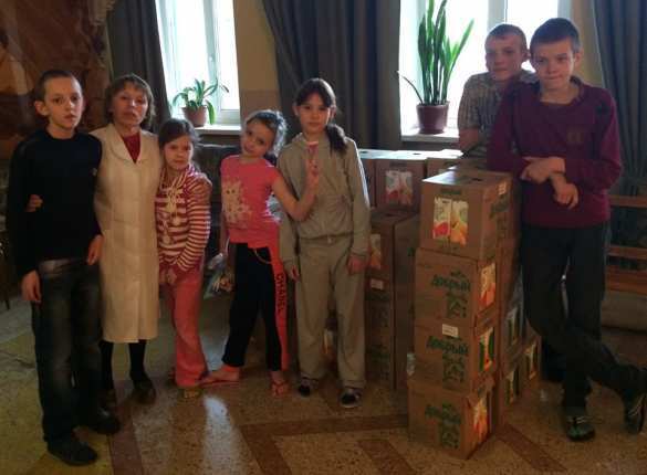 Симферопольская епархия РПЦ помогает детям Донбасса (ФОТО) | Русская весна