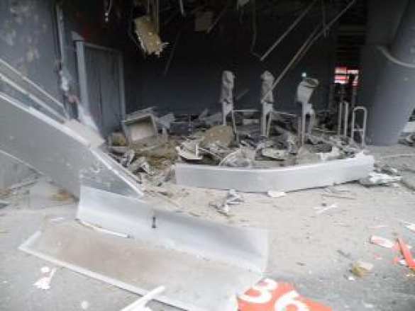 Донецк, 23 августа: новые жертвы и разрушения, каратели бьют по электростанциям, под обстрел попала Донбасс-Арена (видео, фото 18+) | Русская весна