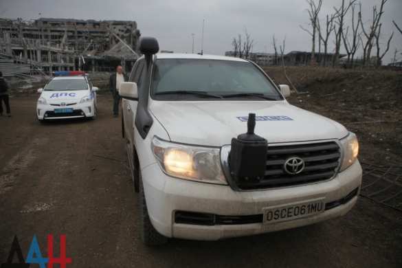 Экскурсия в ад: минобороны ДНР показало журналистам и представителям ОБСЕ руины Донецкого аэропорта (ФОТО) | Русская весна