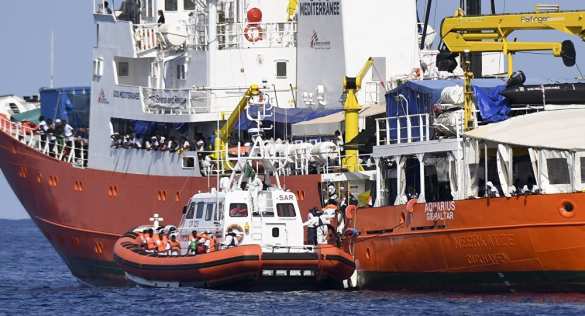 Европа «демонстративно запретила» спасать мигрантов в Средиземном море (ФОТО, ВИДЕО) | Русская весна