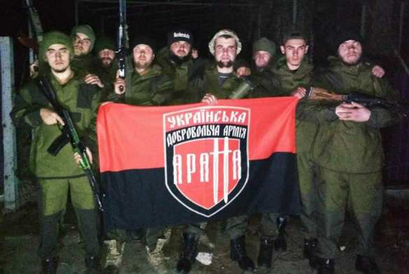 «Бесславный ублюдок»: в «Правом секторе» пытаются отмыться от связи с убийцей ребёнка в Киеве (ФОТО) | Русская весна