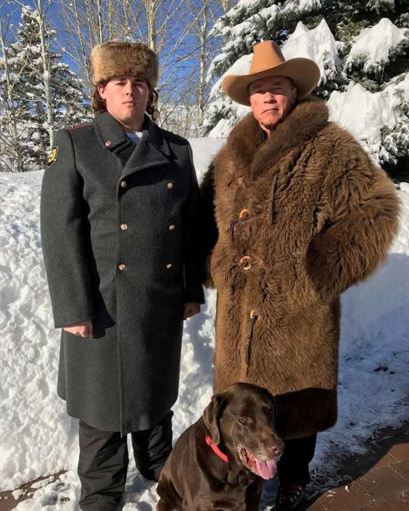 Русские «атаковали» Шварценеггера (ФОТО) | Русская весна