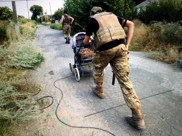 Министр обороны Украины уволил своего советника из-за поддельных фотографий боев на Донбассе (+ФОТО) | Русская весна