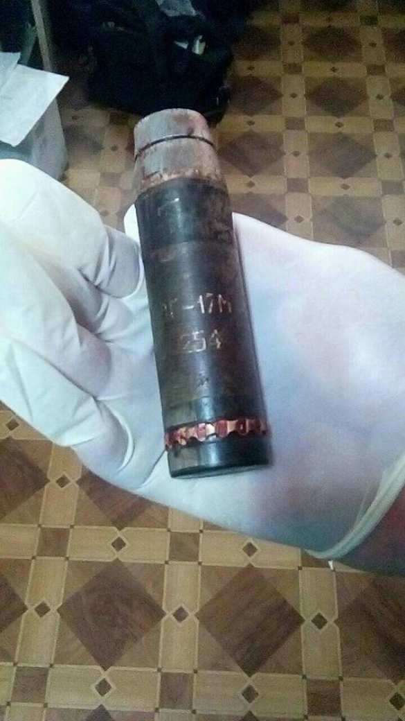 Из боевика «АТО» извлекли неразорвавшуюся гранату (ФОТО) | Русская весна