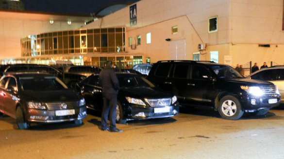 Люксовый автопарк участников антикоррупционного форума в Киеве (ФОТО) | Русская весна