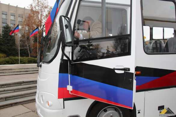 Впервые со времен СССР в Горловку прибыли новые комфортабельные автобусы (ФОТО, ВИДЕО) | Русская весна