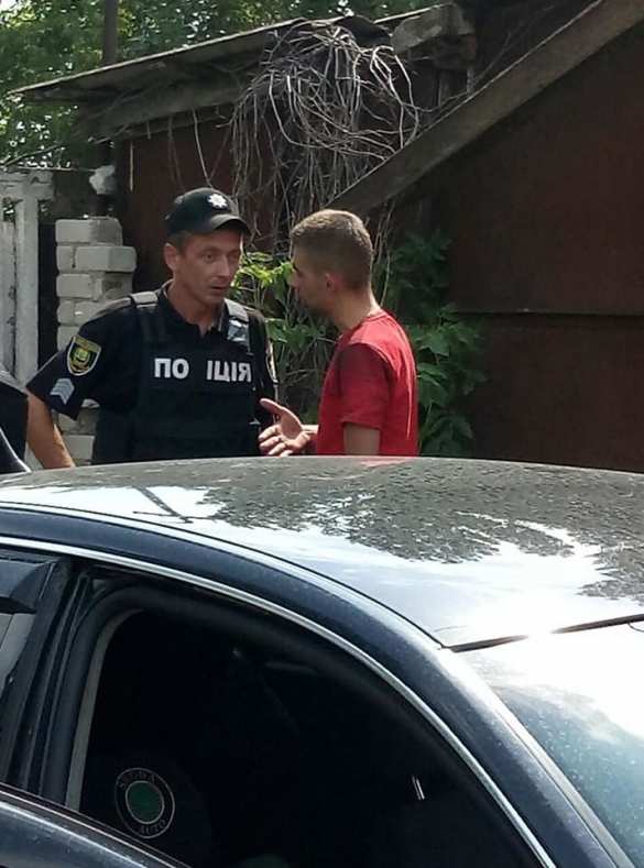 По Мариуполю на автономерах ДНР: полиция поймала украинских военных (ФОТО) | Русская весна