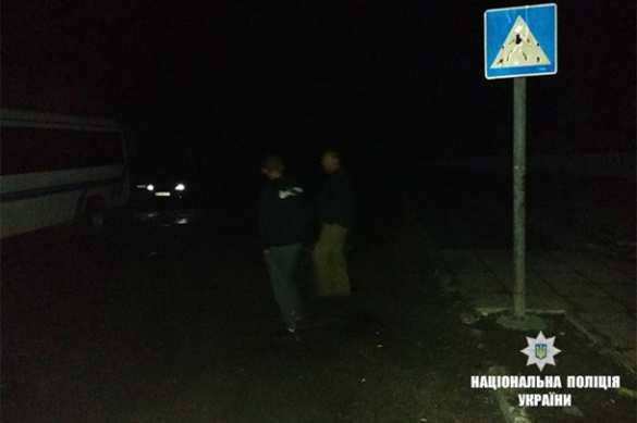 Под Ивано-Франковском автомобиль въехал в протестующих (ФОТО, ВИДЕО) | Русская весна