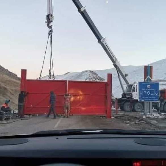 Баку показал первые кадры из Кельбаджара и перекрыл доступ из Армении (+ВИДЕО, ФОТО) | Русская весна