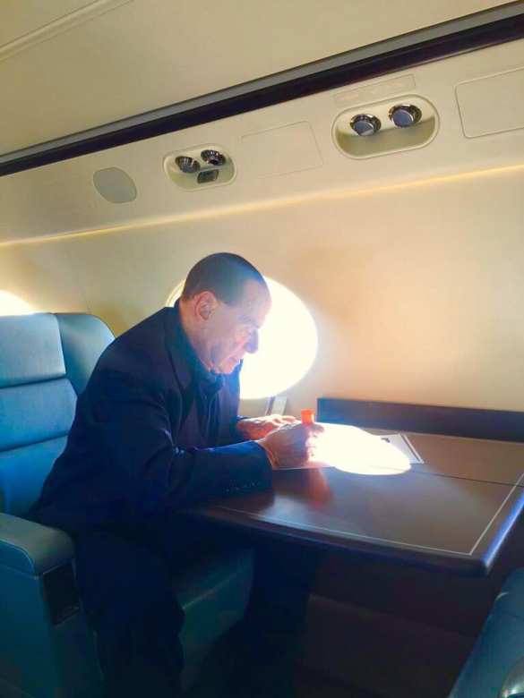 Шок: «Чёрное море вовсе не чёрное», — Берлускони (ФОТО) | Русская весна