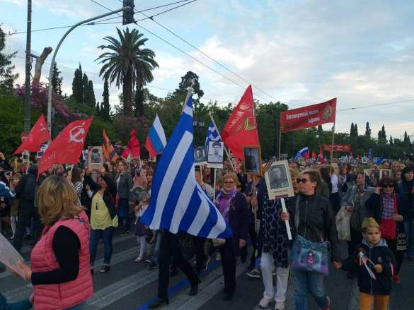 По Афинам прошагал «Бессмертный полк» — один из самых массовых за рубежом (ФОТО, ВИДЕО) | Русская весна