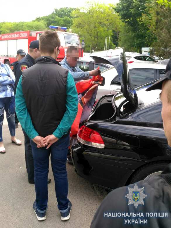 Погоня за «победой»: одесская полиция устроила гонки за авто с флагом (ФОТО) | Русская весна