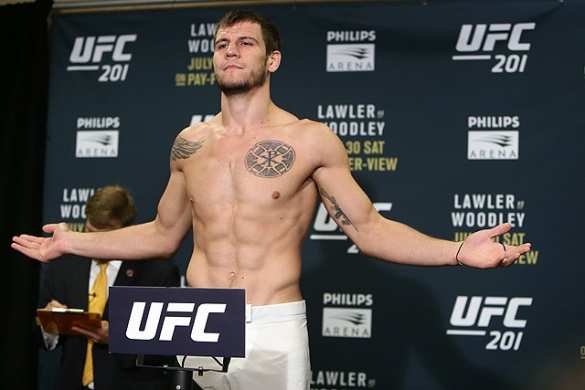 UFC запретил украинскому бойцу выйти в октагон под песню «День Победы» | Русская весна