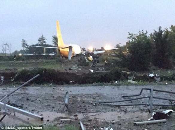 В Италии «Боинг» врезался в оживленную трассу (ФОТО, ВИДЕО) | Русская весна
