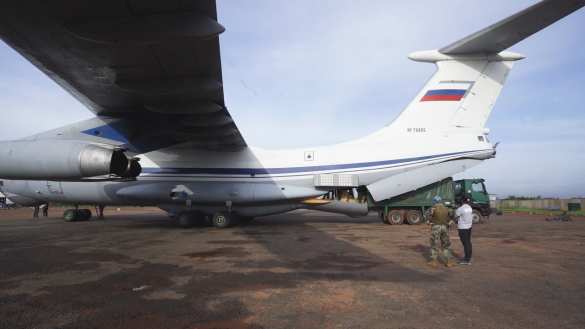 «ЧВК Вагнера» и самолёты с оружием — Россия снимает покров тайны над присутствием в Африке (ФОТО, ВИДЕО) | Русская весна