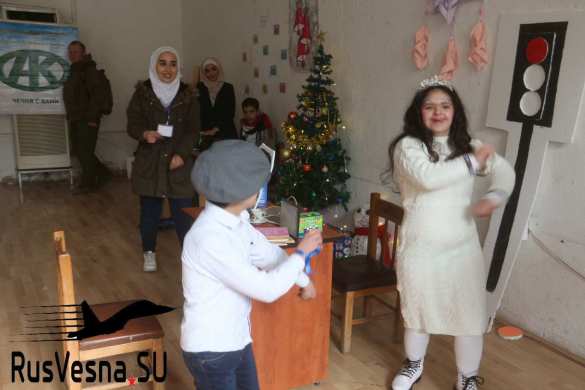 День освобождения: российские военные прибыли к особенным сирийцам (ФОТО) | Русская весна