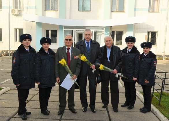 В ДАВД отпраздновали День сотрудника органов внутренних дел (ФОТО) | Русская весна