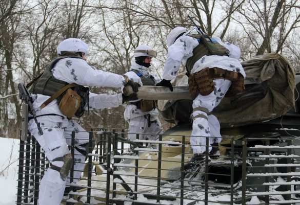 В зоне «АТО» украинские десантники позируют «по стандартам НАТО» (ФОТО) | Русская весна