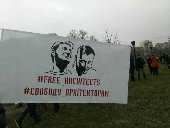 Неонацисты окружили Десятинный монастырь в Киеве (ФОТО, ВИДЕО) | Русская весна