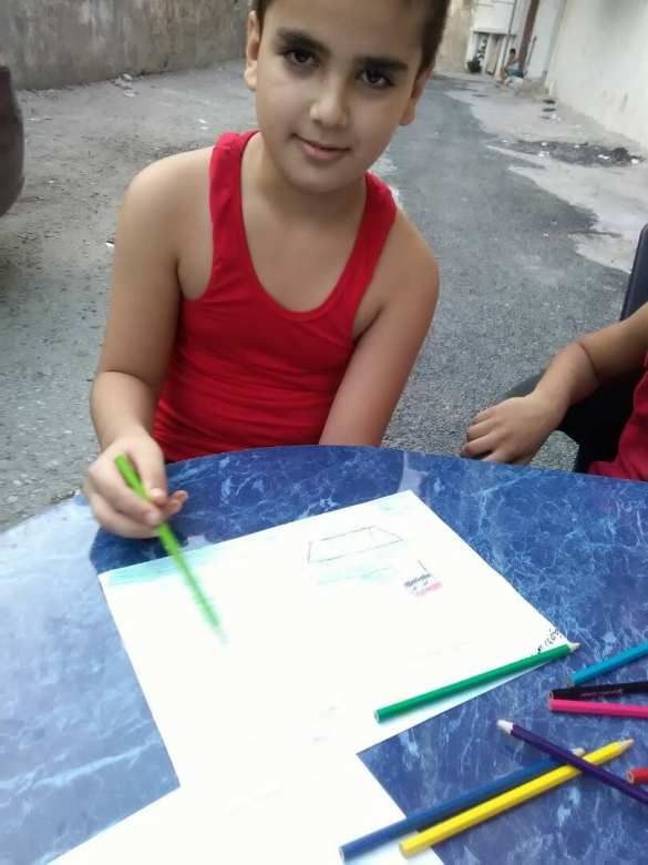 Трогательные кадры: Дети Сирии отправили рисунки солдатам в Дейр эз-Зор (ФОТО) | Русская весна