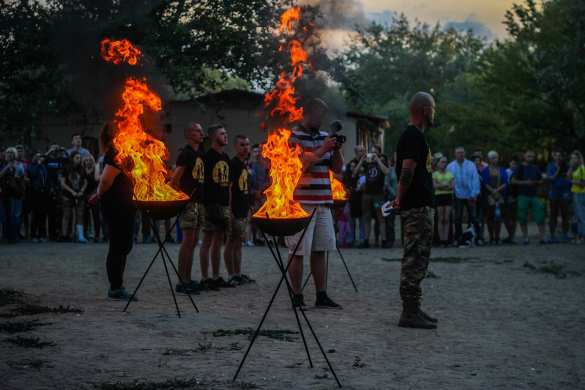 Воспитать нациста: «Азов» открыл новую смену детского лагеря (ФОТО, ВИДЕО) | Русская весна