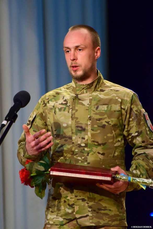 Что-то пошло не так: Белорусский «Ганс», воевавший за Украину «до победы», потерял глаз на Донбассе (ФОТО) | Русская весна