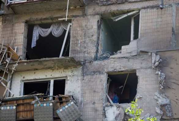 Ночные обстрелы Донецка и Луганска привели к очередным жертвам и разрушениям | Русская весна