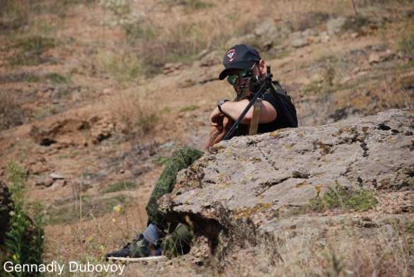 1-я Славянская бригада ведет разведку на линии фронта (ФОТОЛЕНТА) | Русская весна