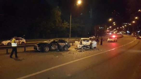 В Киеве полиция устроила ДТП во время погони (ФОТО, ВИДЕО) | Русская весна