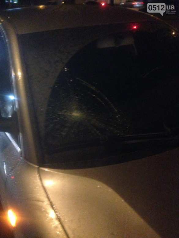 В Николаеве пьяный военный ВСУ попал под колеса автомобиля (ФОТО, ВИДЕО) | Русская весна