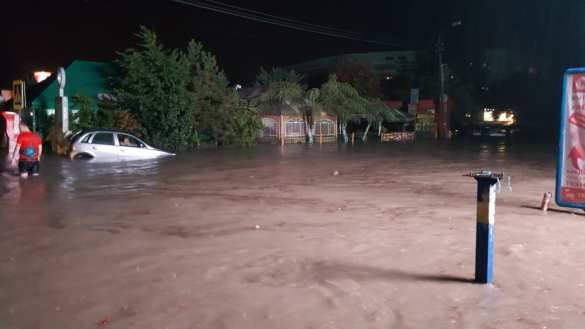 Смерч в Крыму: очевидцы публикуют жуткие кадры (ФОТО, ВИДЕО) | Русская весна